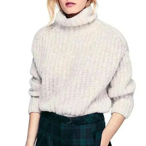 FREE PEOPLE Women's Large Boxy Turtleneck Sweater in Pearl Alpaca Wool Blend Kni